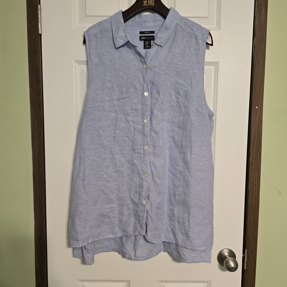 Jones New York Light Blue Sleeveless Button Down Shirt